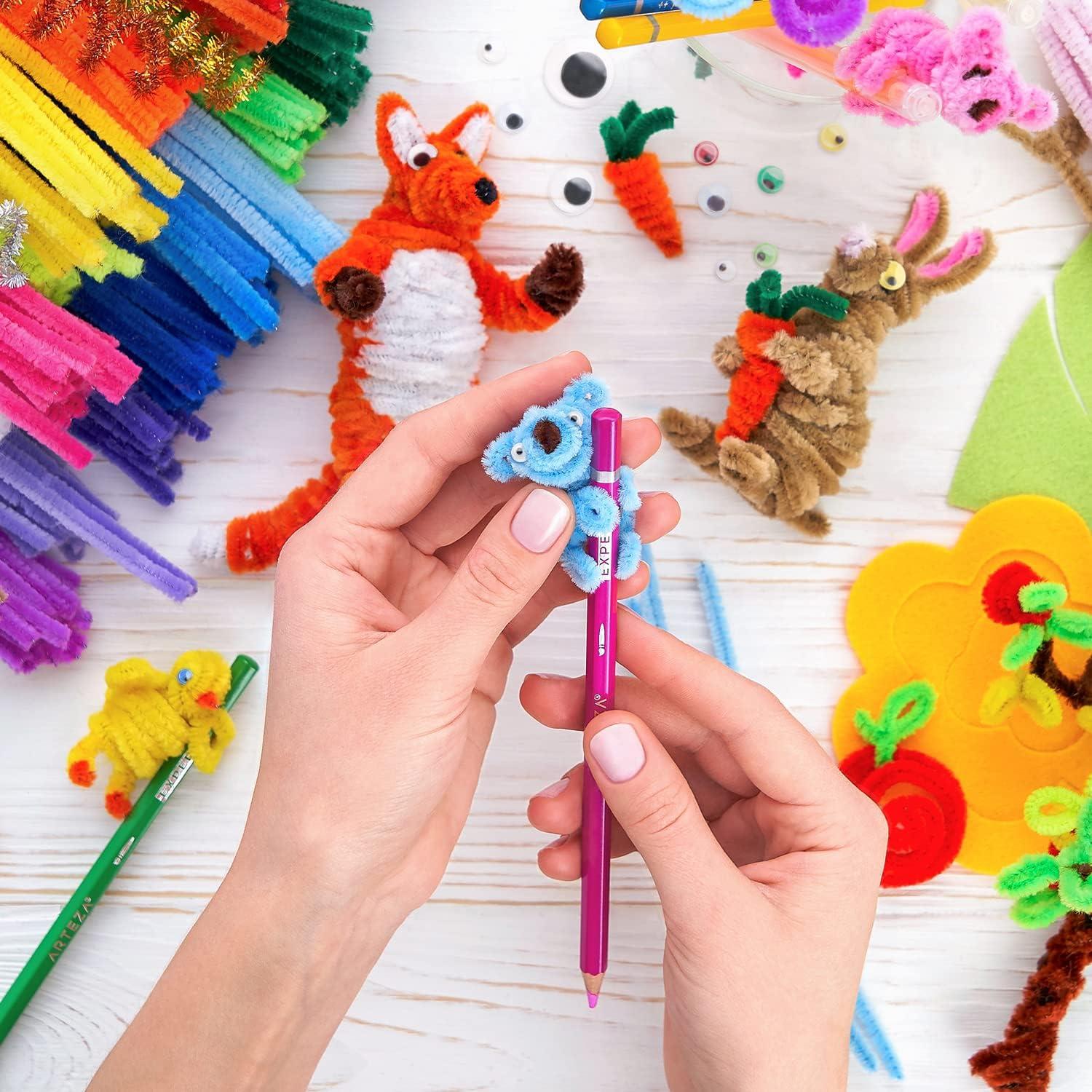 ARTEZA Googly Eyes, 3000 Pieces, Variety of Sizes, Craft Supplies for Creating Puppets, Pet Rocks, Photos, and Dolls, Easter Egg Arts and Crafts