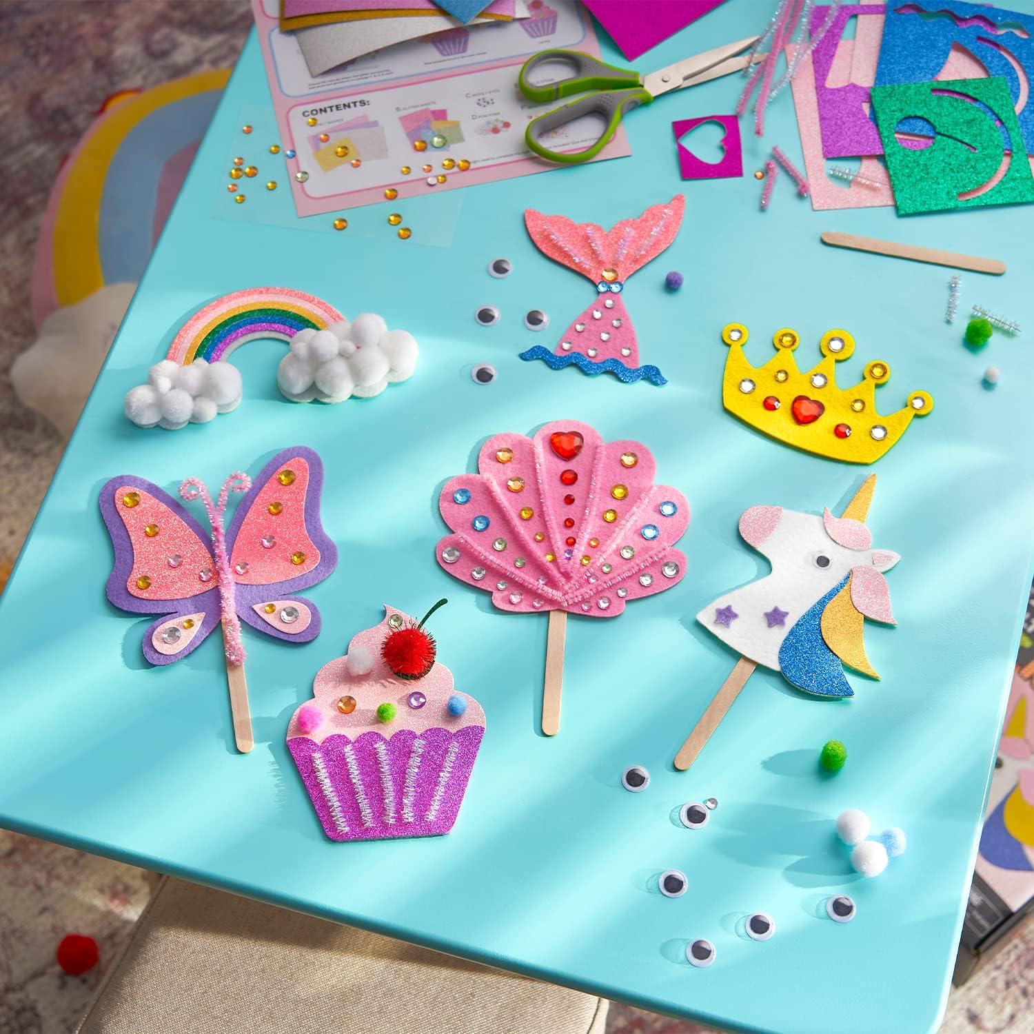 Arteza Kids Felt Kit, 422 Pieces, 21 Pre-Cut Glitter & Glitz Shapes, Assorted Felt Sheets, Glitter Mini-Pieces, Chenille Stems, and Accessories, Educational Kids’ Craft Supplies to Inspire Creativity(422 Pieces)