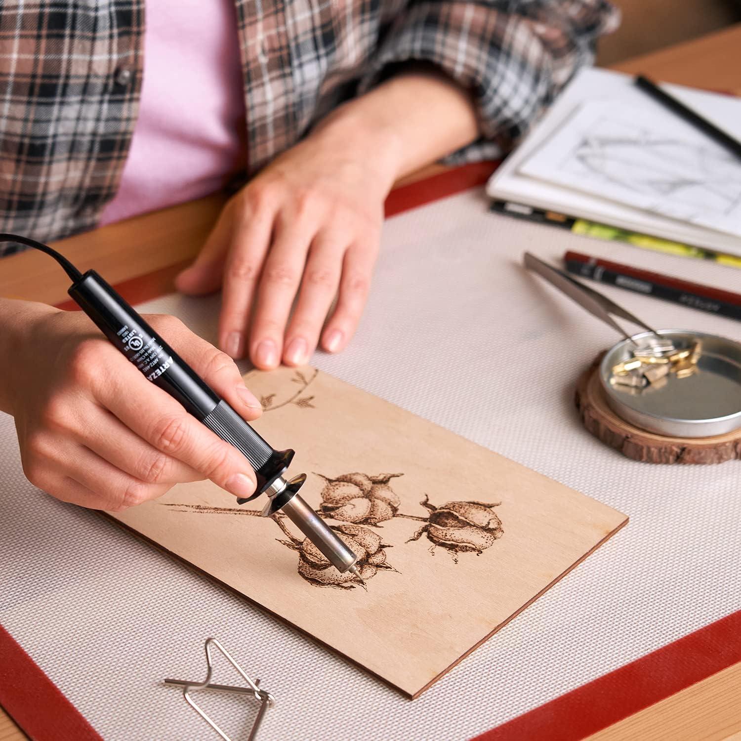 Arteza Wood Burning Kit, 1 Pyrography Pen, 6 Interchangeable Tips, 300–400°C, 25W, Heat Shield and Stand, for Beginners, Intermediates, and Hobbyists